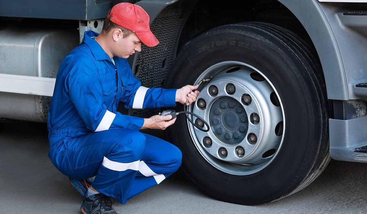 247 Emergency Truck Tyre